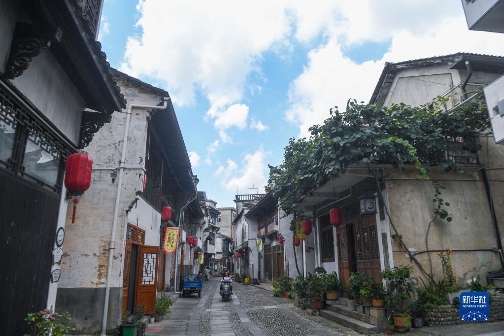 南昌昌北国际机场跑道已开放 机场运行正常